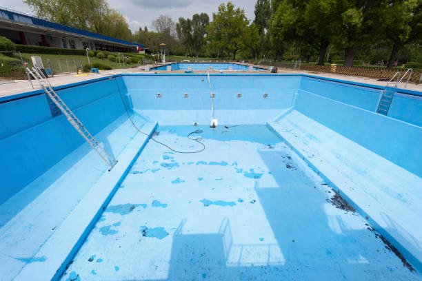 Best Water damage restoration near me  in Paris, IL